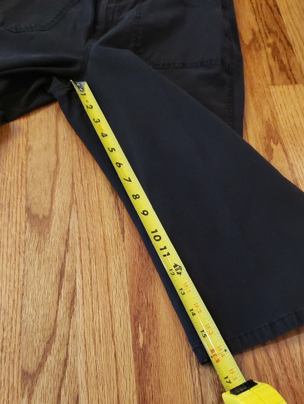 Vtg Gloria Vanderbilt Black Capris Pants Size: 10P - Picture 14 of 16